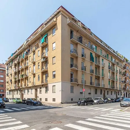 Apartment Guesthost - Comfy & Bright In *